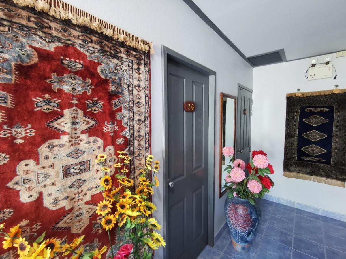 Samiya Guesthouse Bangsaen Exterior foto